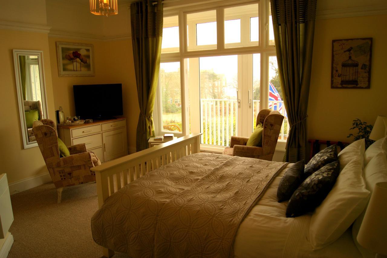 Sunset Guest House Hunstanton Dış mekan fotoğraf A bedroom at the hotel
